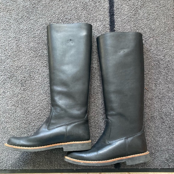 Roots Leather Boots 8.5 - Picture 1 of 5